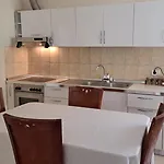 Adi\'S House