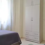 Adi\'S House
